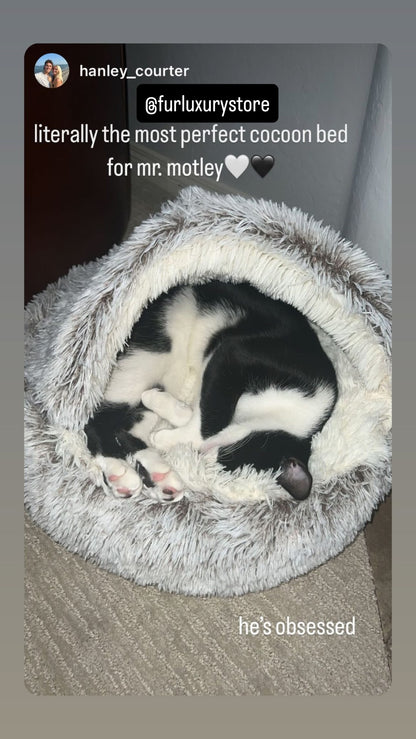 Cozy cocoon-style dog bed®